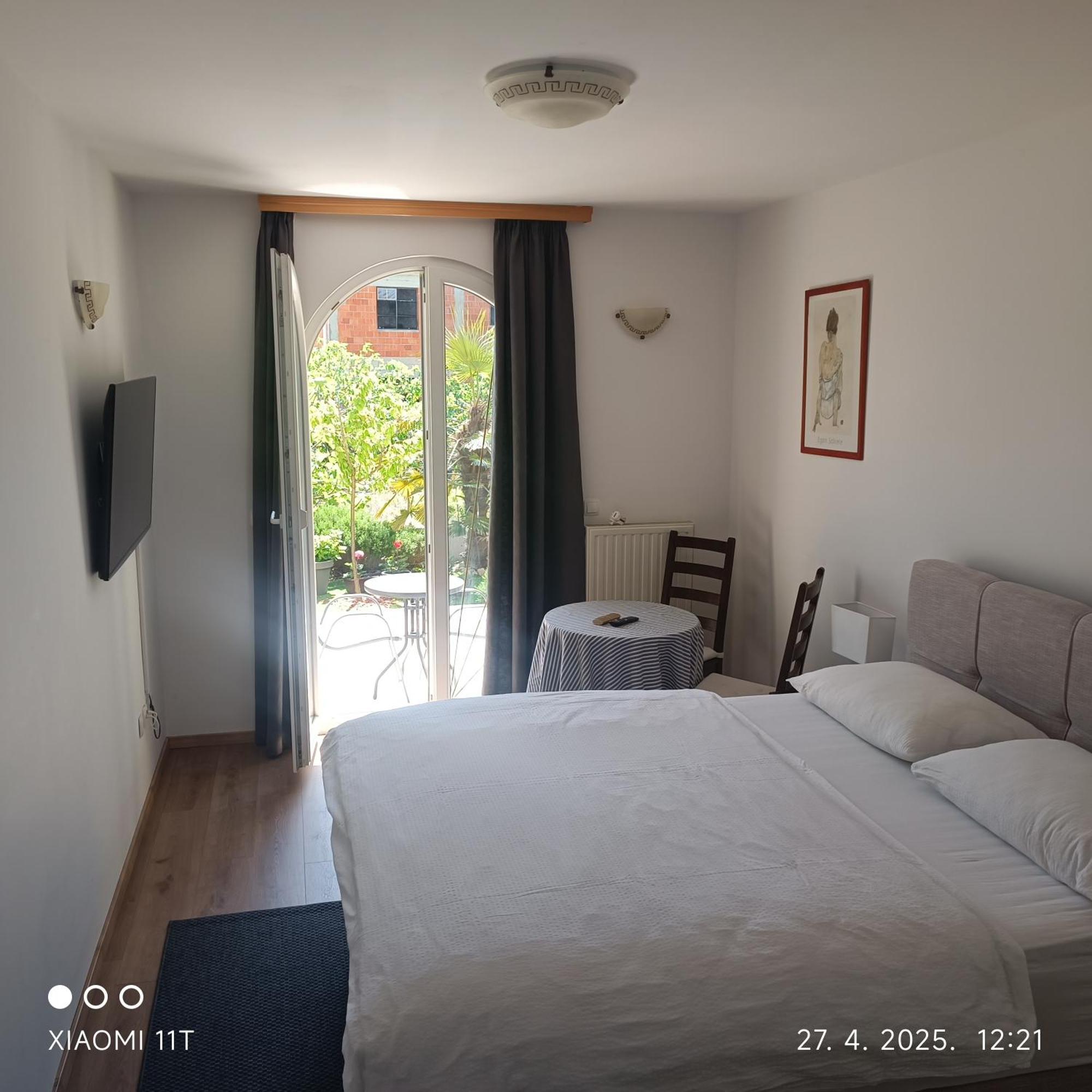 Marko Rooms Krk Town Habitación foto